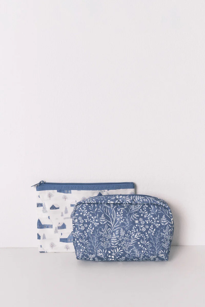 Pack of 3 toiletry bags with assorted blue and white prints - Image 5