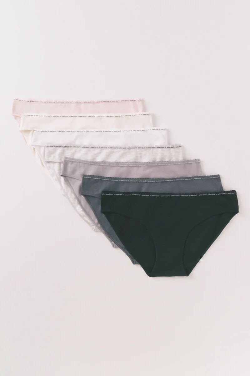 Pack of 7 classic neutral cotton panties with logo