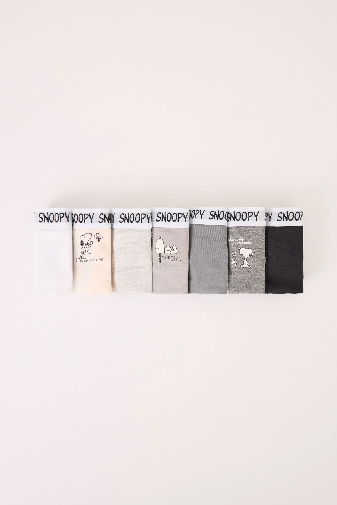 Pack of 7 Snoopy multicoloured cotton wide panties - Image 2