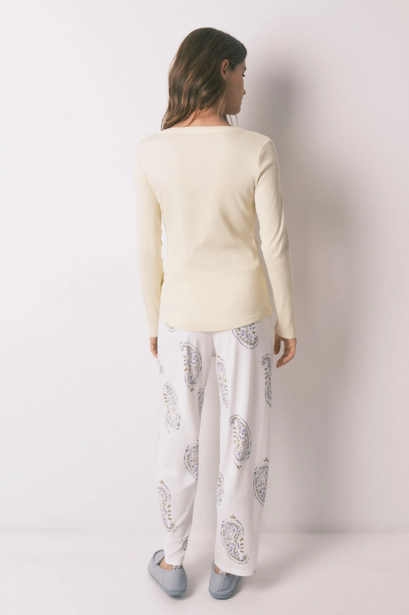 Paisley print long trousers - Image 3