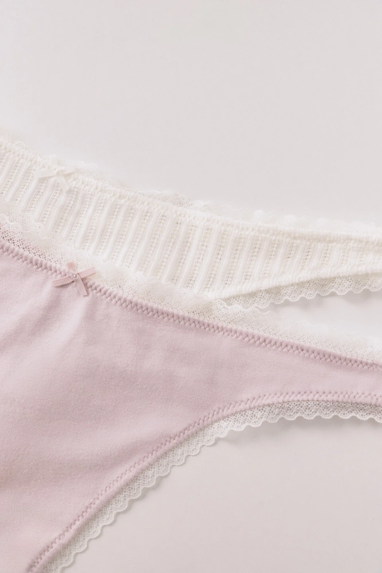 Pink and white cotton print 2-pack thongs - Image 2