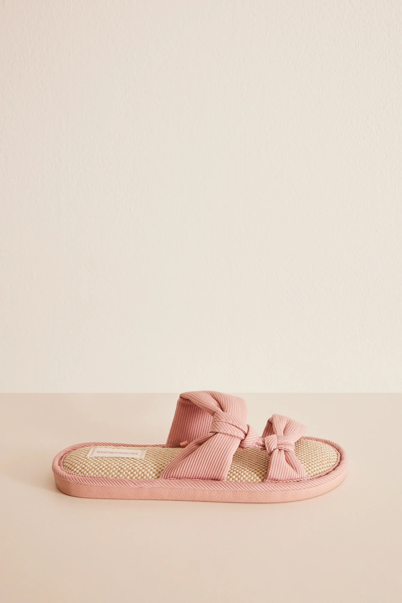 Pink knot slippers - Image 4