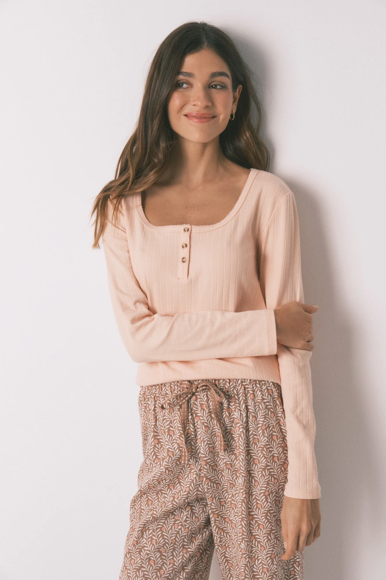 Pink cotton floral print long pyjamas - Image 2