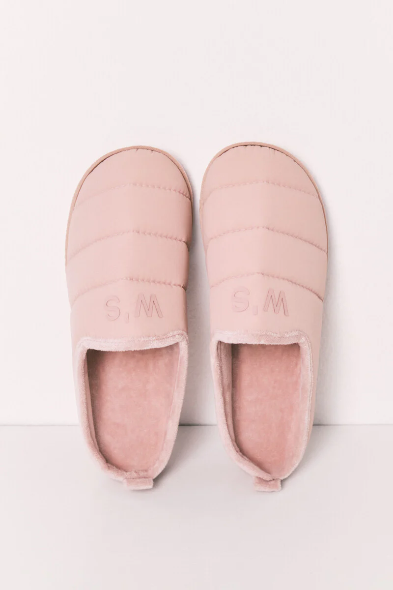 Pink puffer slippers - Image 2