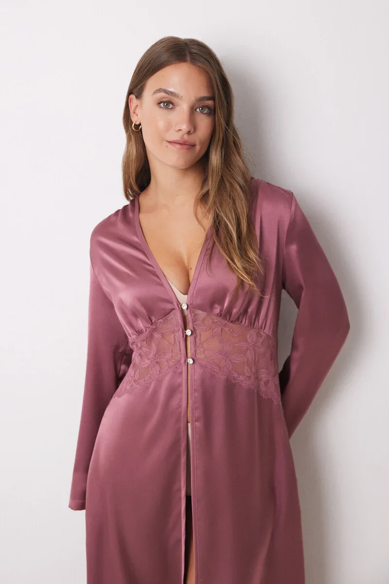 Long pink satin robe with lace detail - Image 3