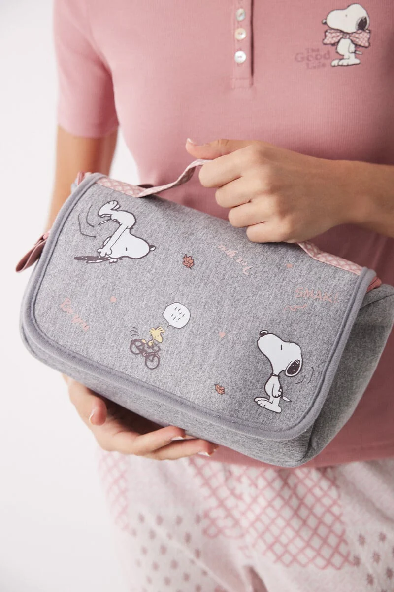 Large grey Snoopy toiletry bag - Image 5