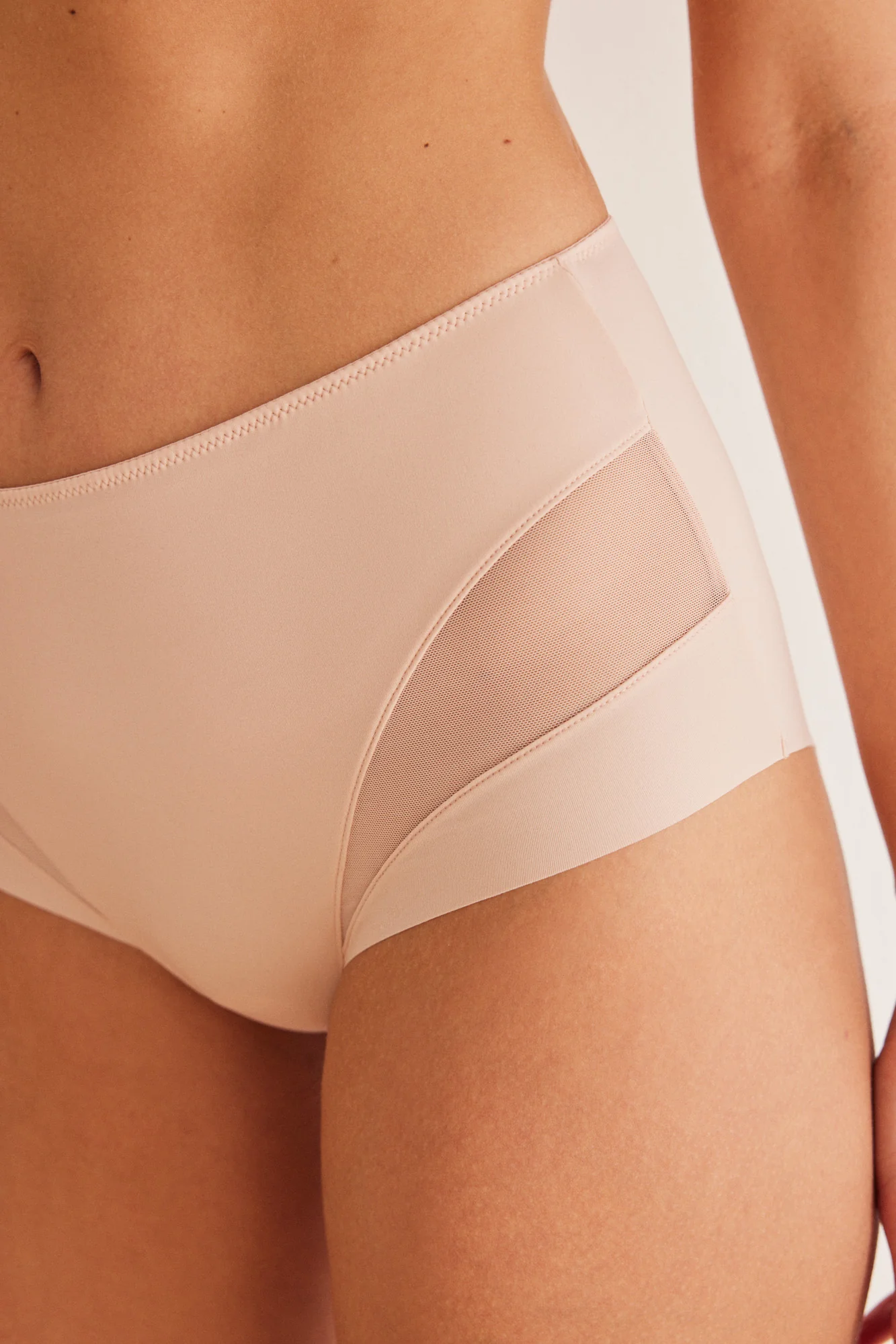 Nude lace high waist shaping panty - Image 2