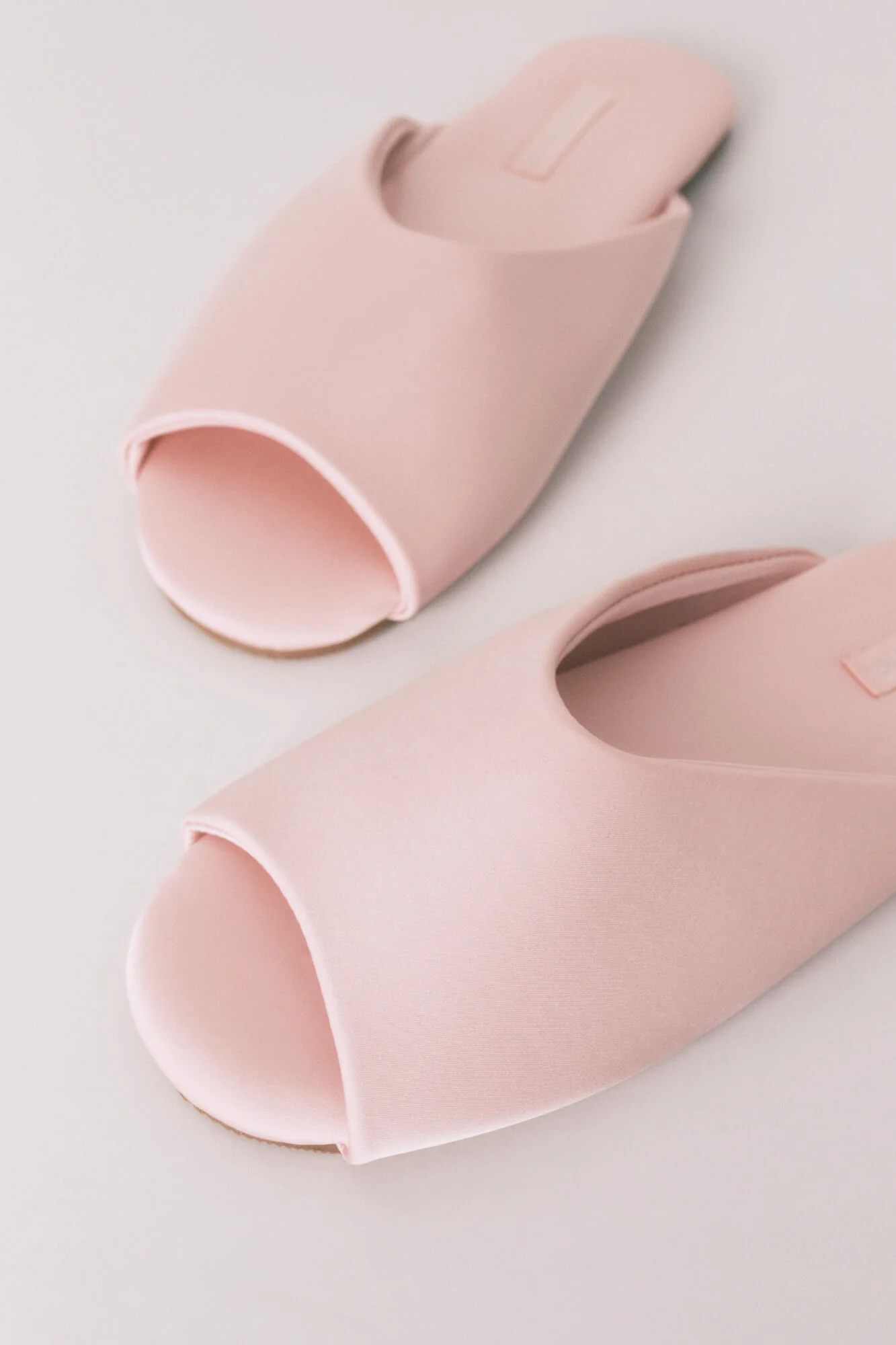 Pink satin slippers - Image 5