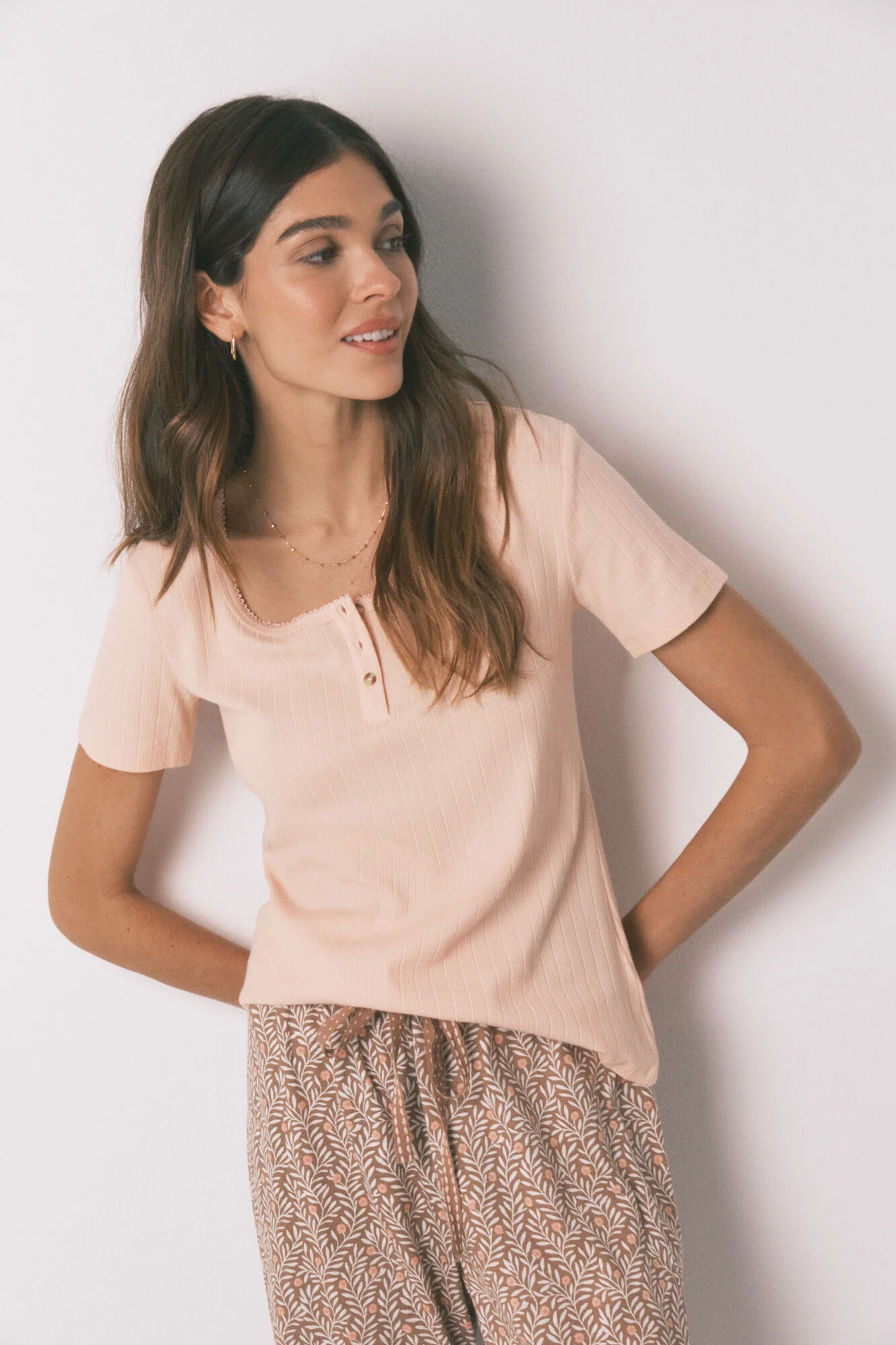 Pink yellow cotton print capri pyjamas - Image 2