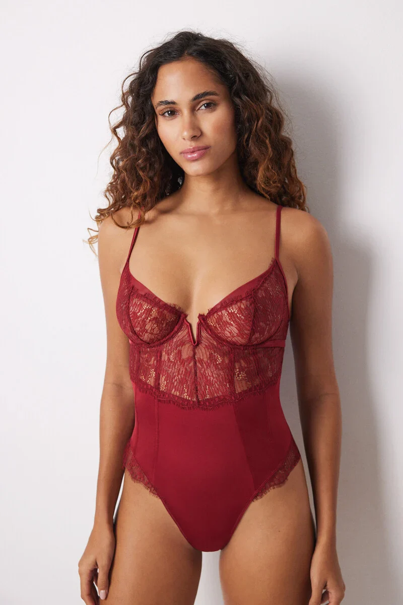 Red Brazilian microfibre lace bodysuit - Image 3