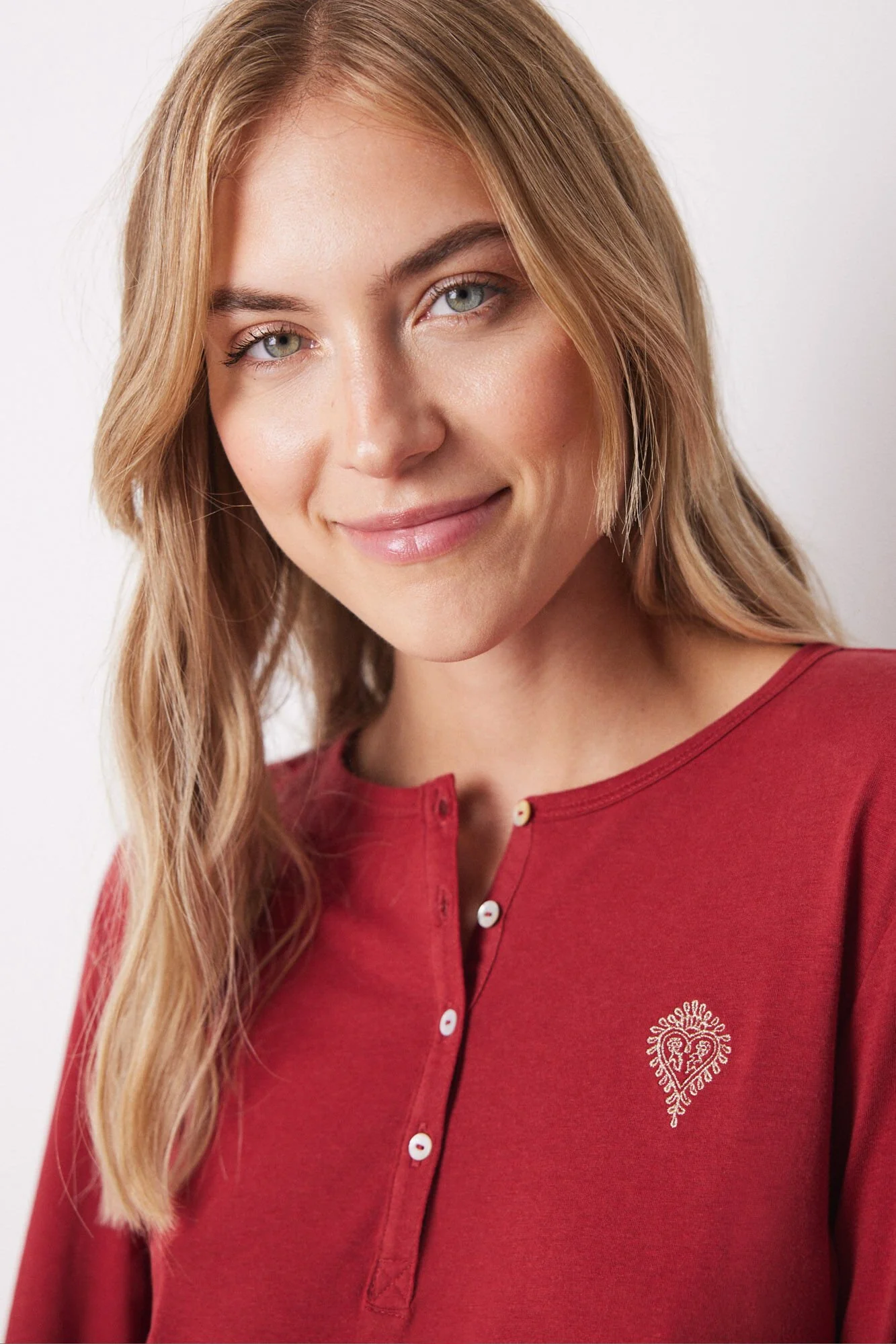 Red long-sleeved T-shirt in 100% cotton - Image 5