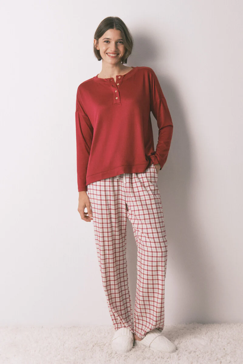 Red suede long sleeve jersey-knit T-shirt - Image 4