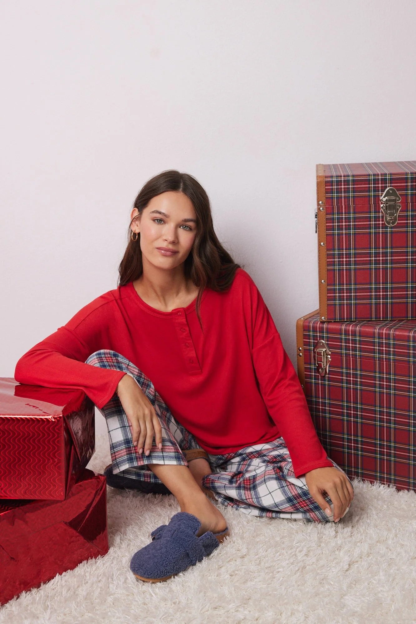 Red velvet long sleeve shirt - Image 5