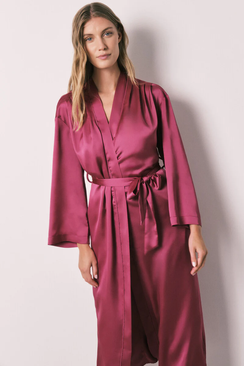 Satin-finish long ruffled robe - Image 3