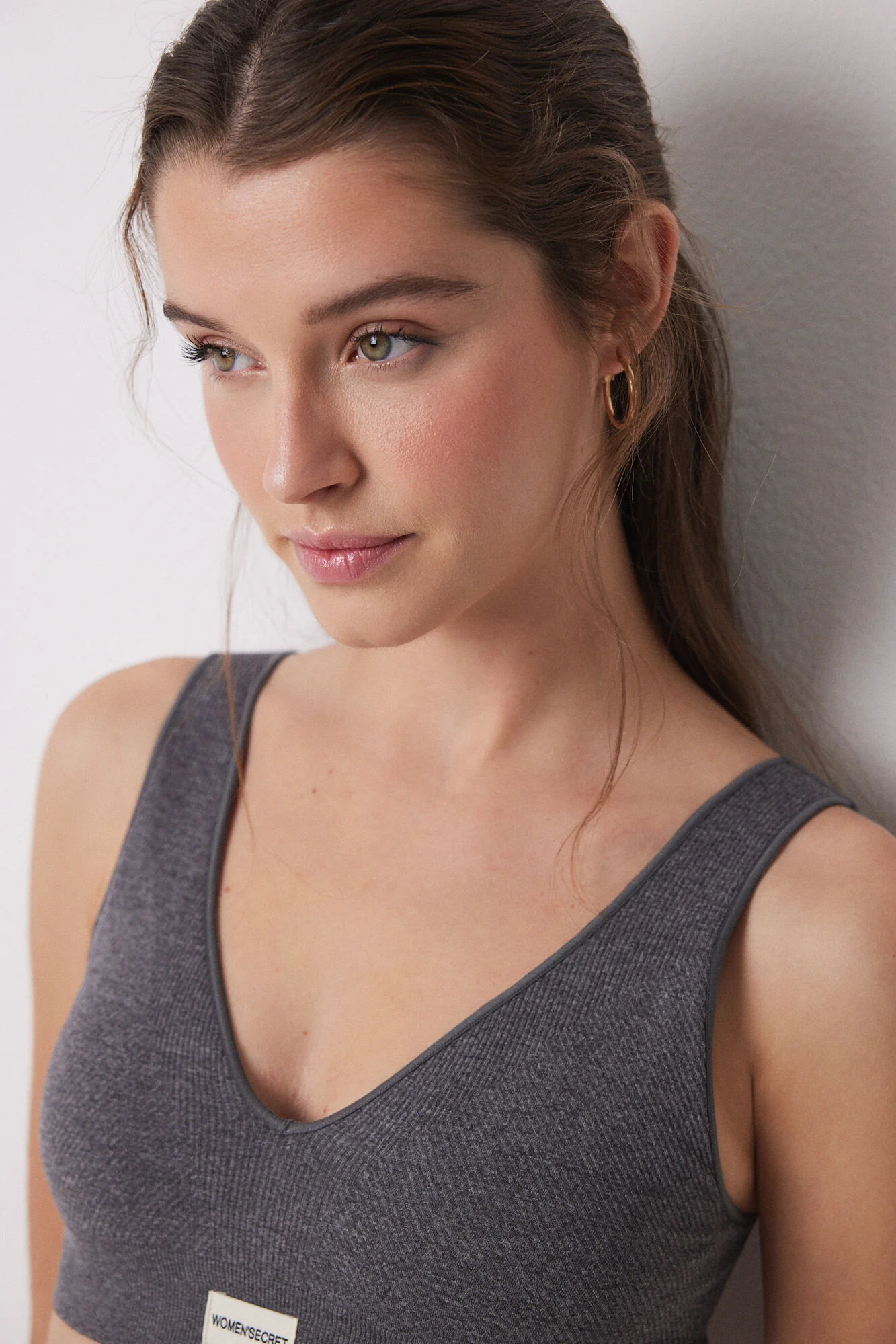 Seamless grey ribbed top - Image 3