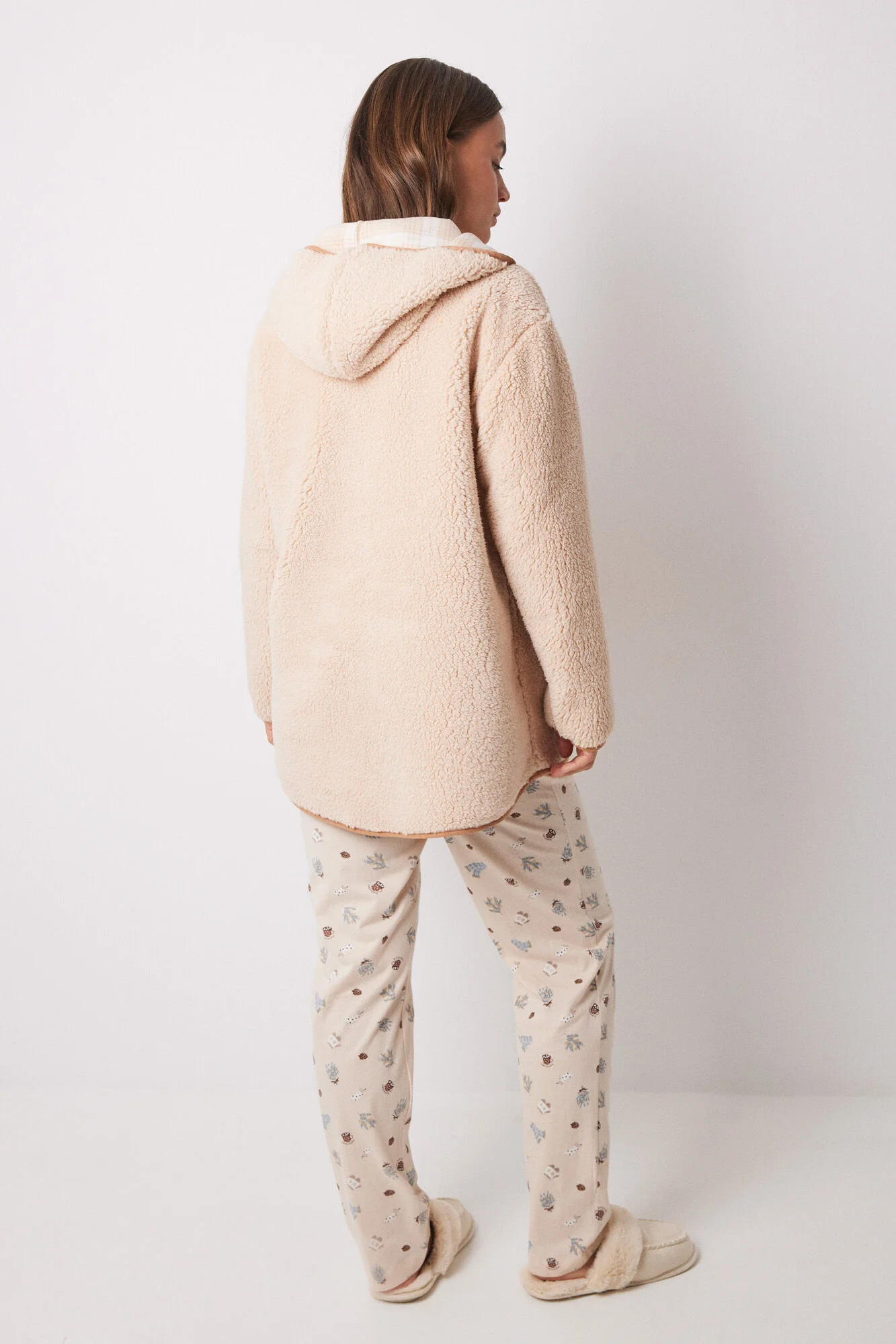Short faux shearling coat in sand - Image 2