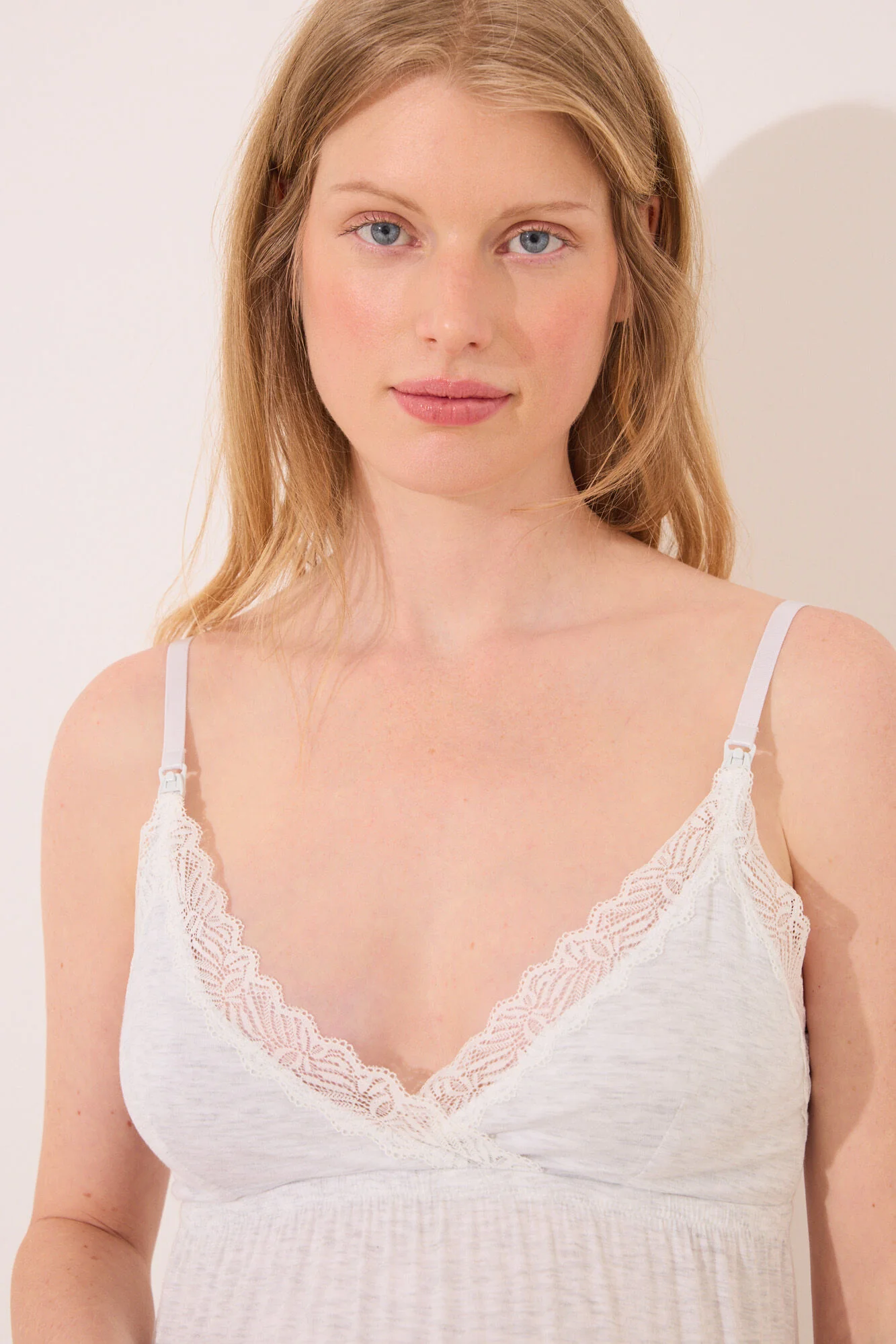 Short "maternity" nightgown in grey viscose - Image 6