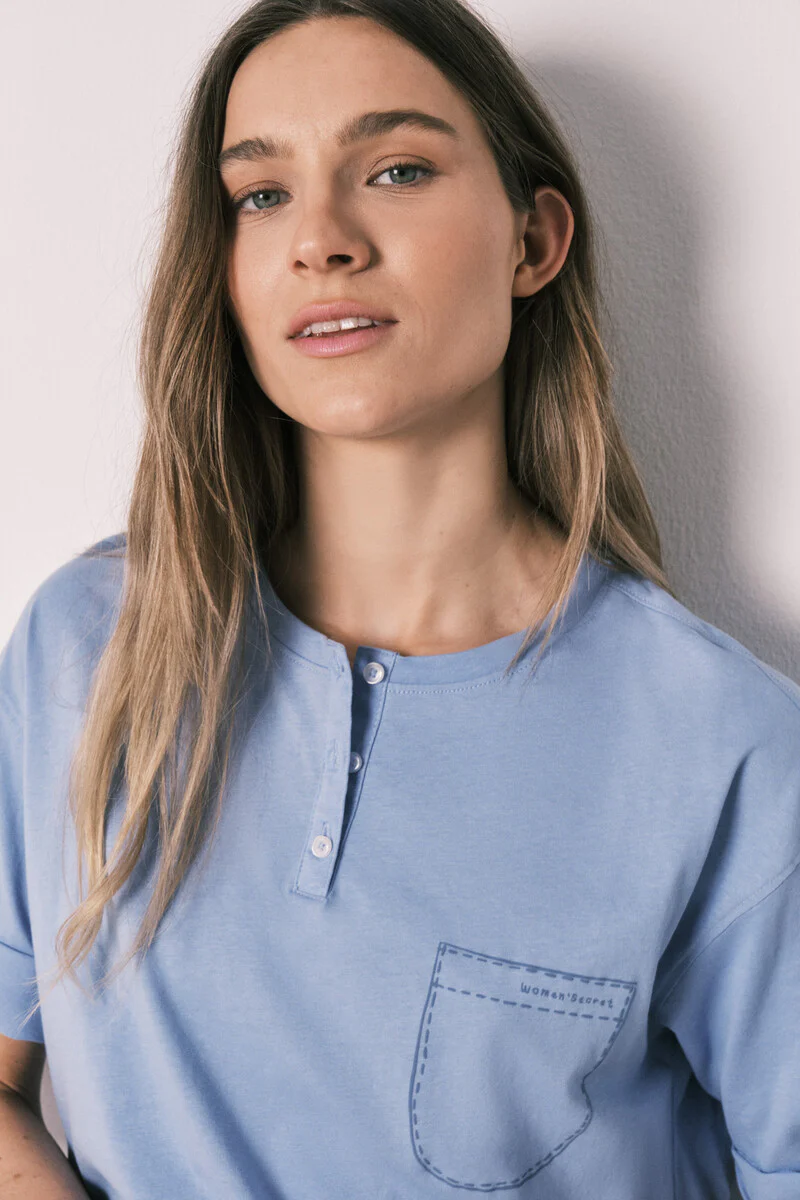 Short-sleeved cotton pajamas with blue striped pants - Image 4