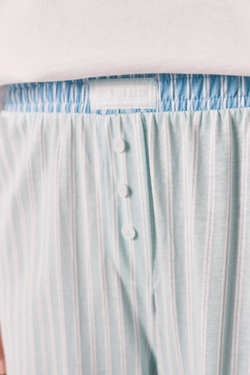 Short-sleeved cotton pajamas with green striped pants - Image 4