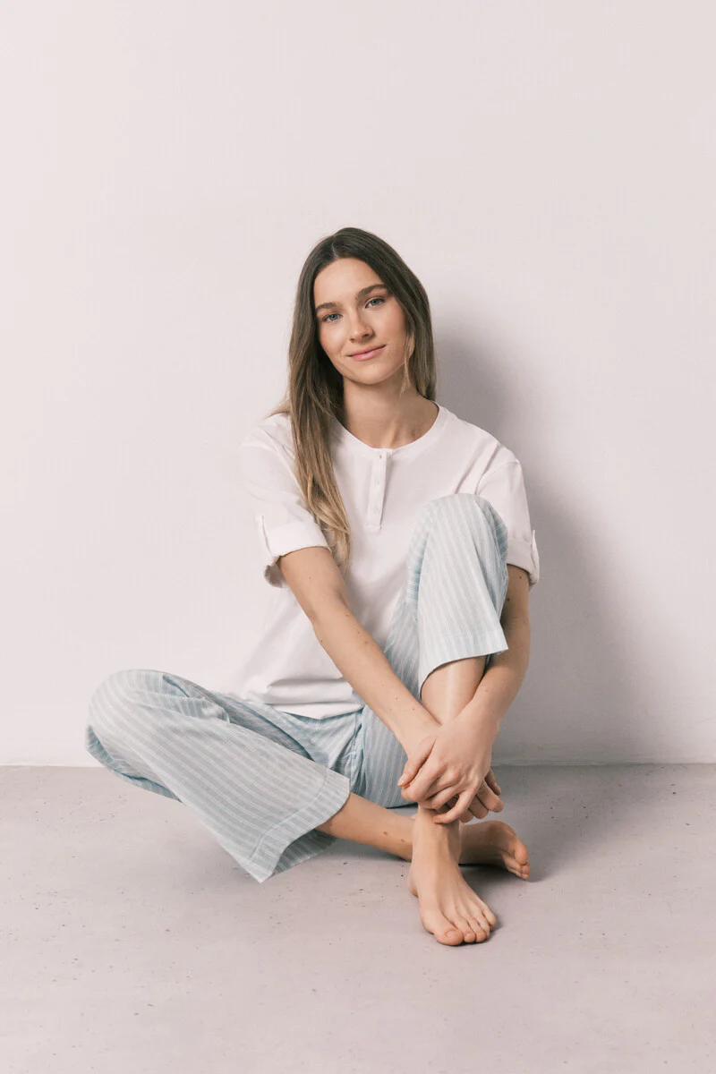 Short-sleeved cotton pajamas with green striped pants - Image 6