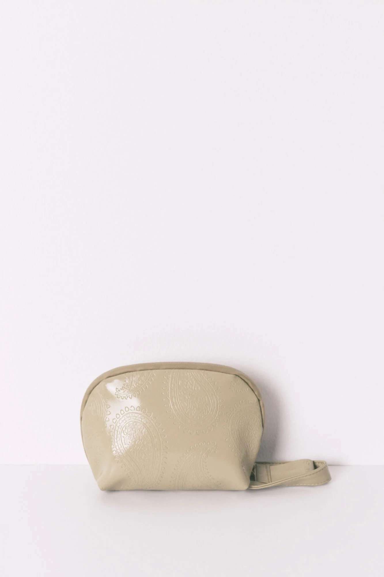 Small khaki vanity case leather toiletry bag - Image 3