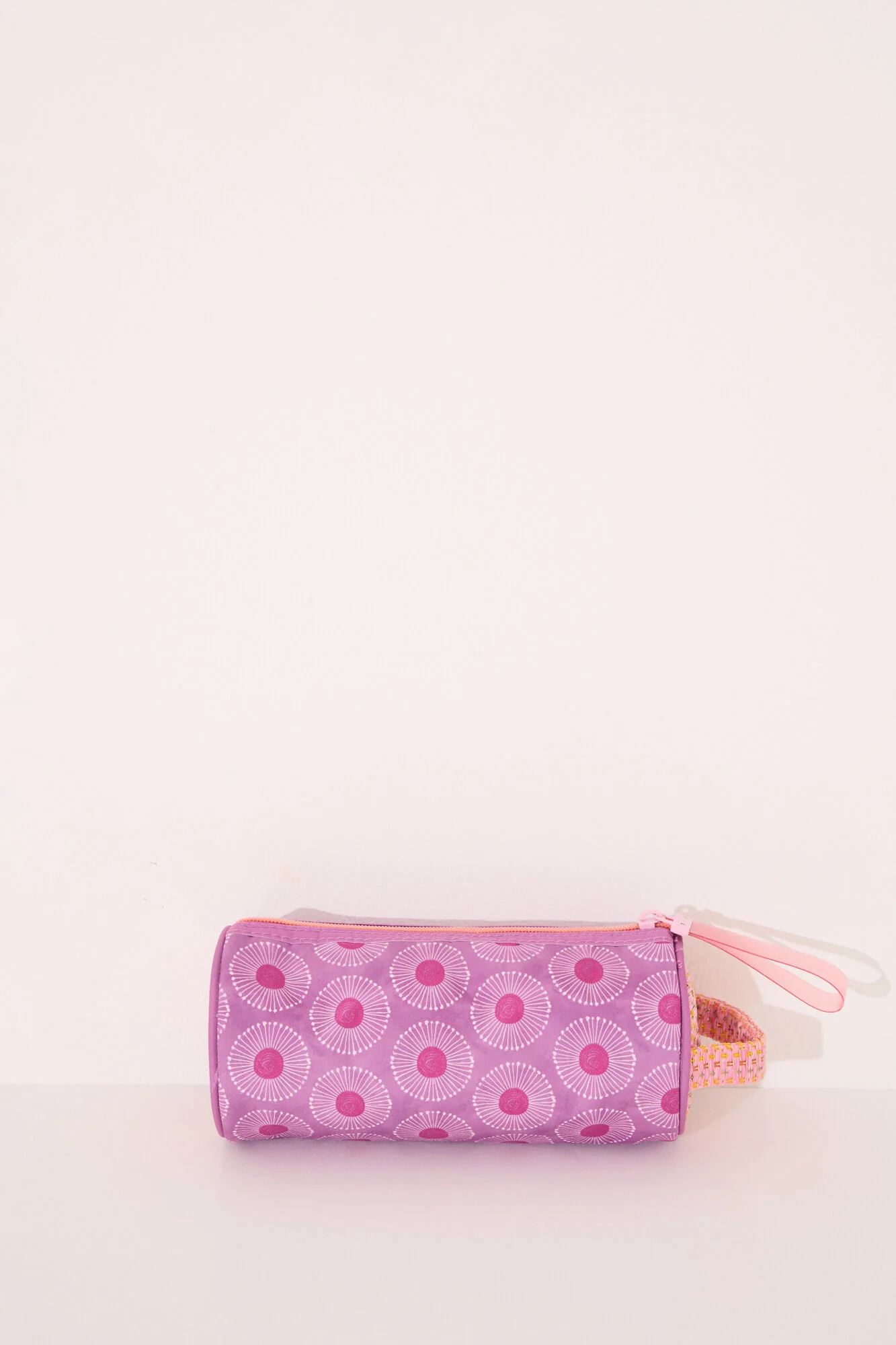 Small pink raffia vanity case bag - Image 4