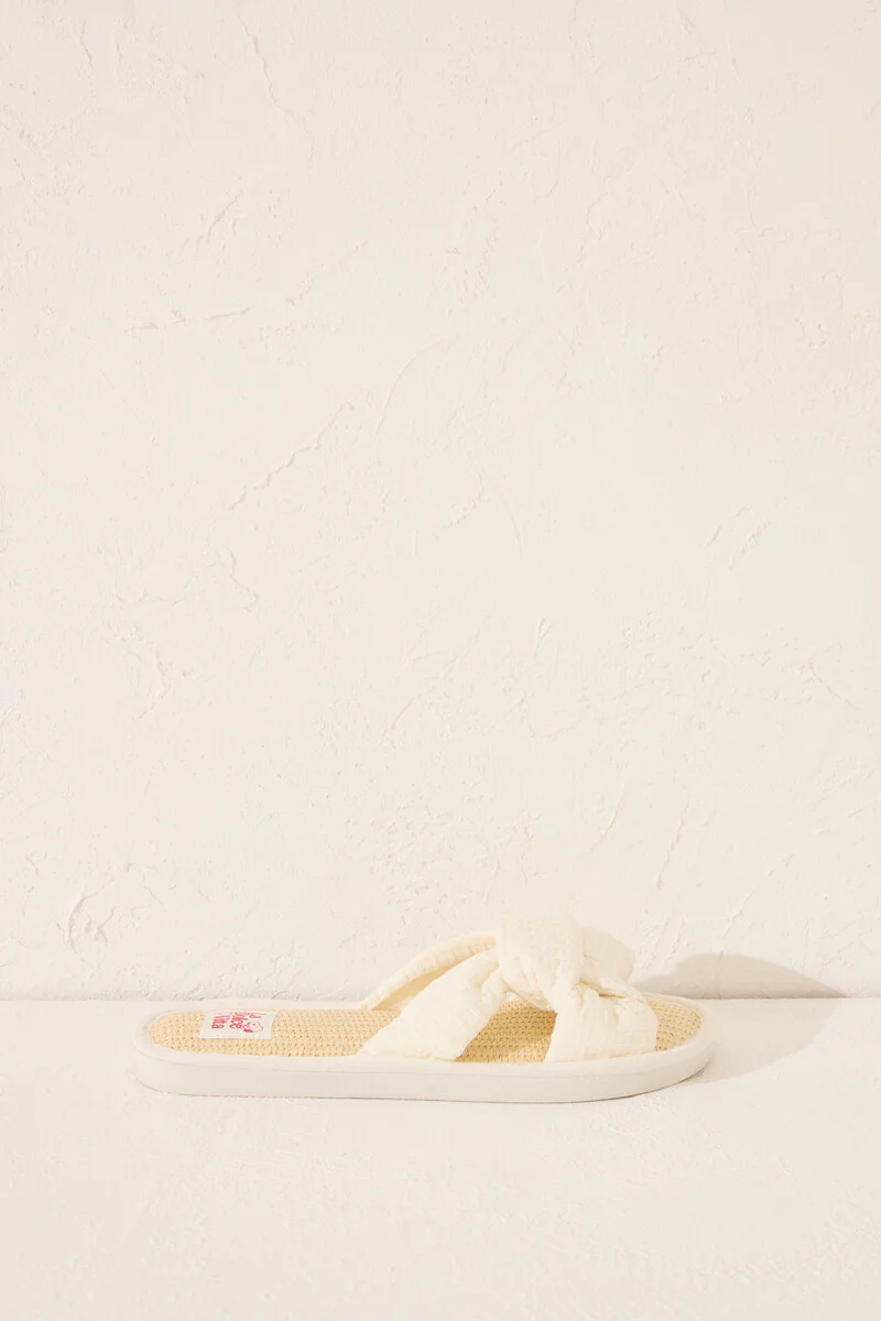 Snoopy raffia slippers - Image 5