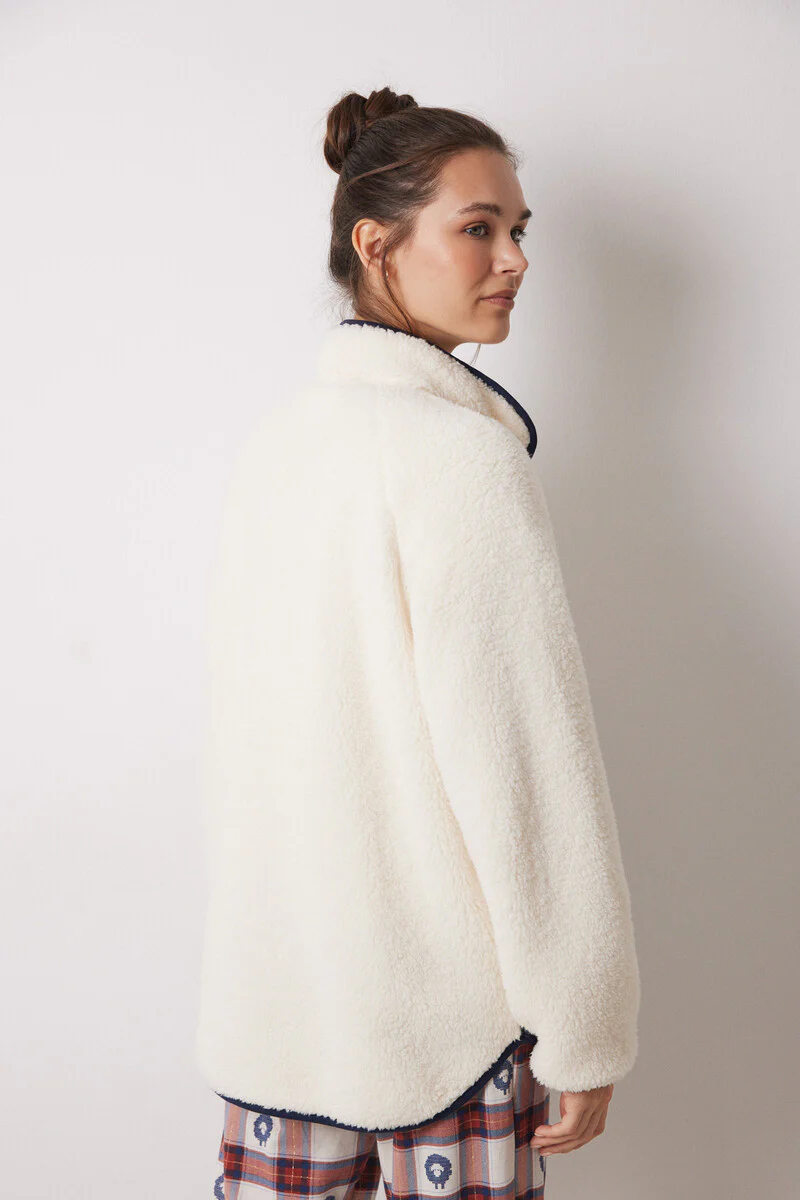 Snoopy white faux shearling short robe - Image 2