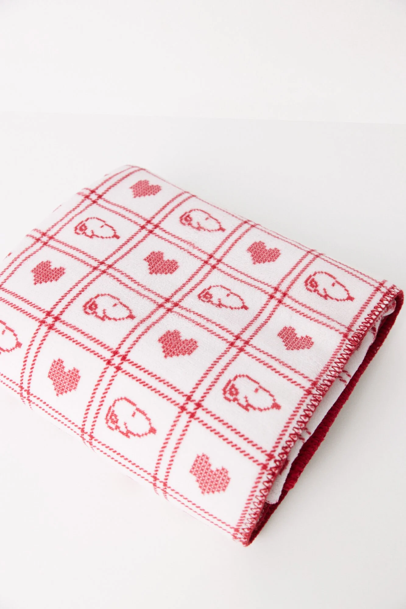 Super soft Snoopy plaid blanket - Image 2