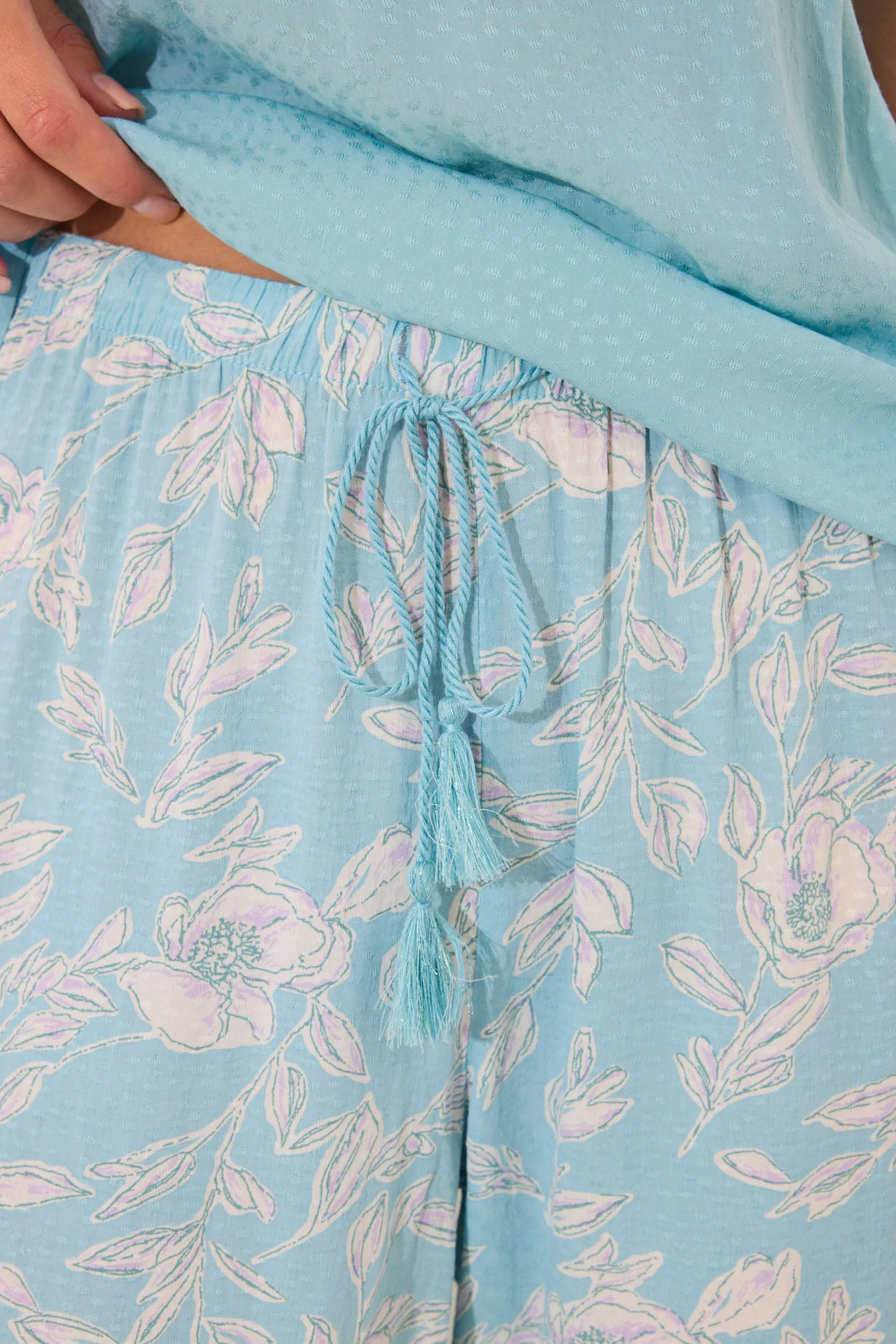 T-shirt, trouser and robe set - Image 4