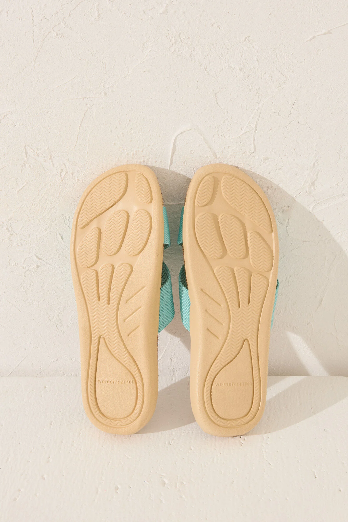 Turquoise raffia slippers - Image 3