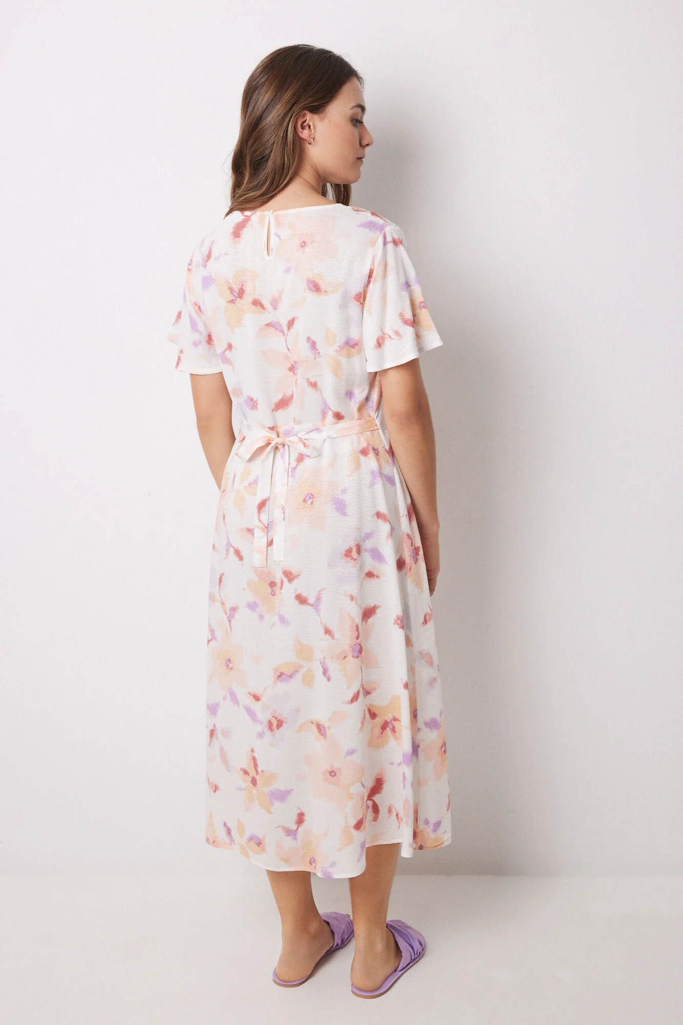 Viscose allover floral midi dress - Image 3