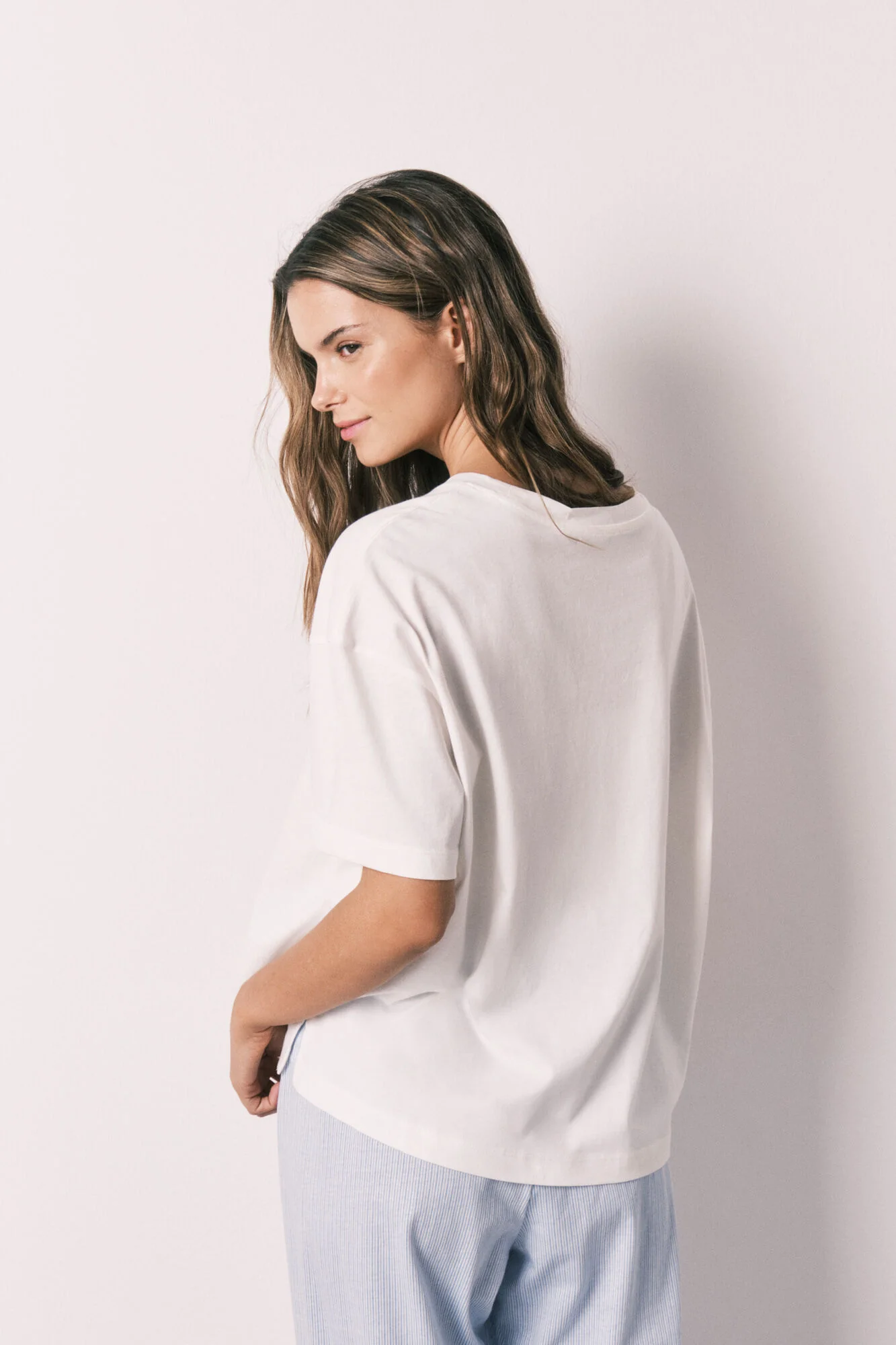 White 100% cotton short sleeve T-shirt - Image 4