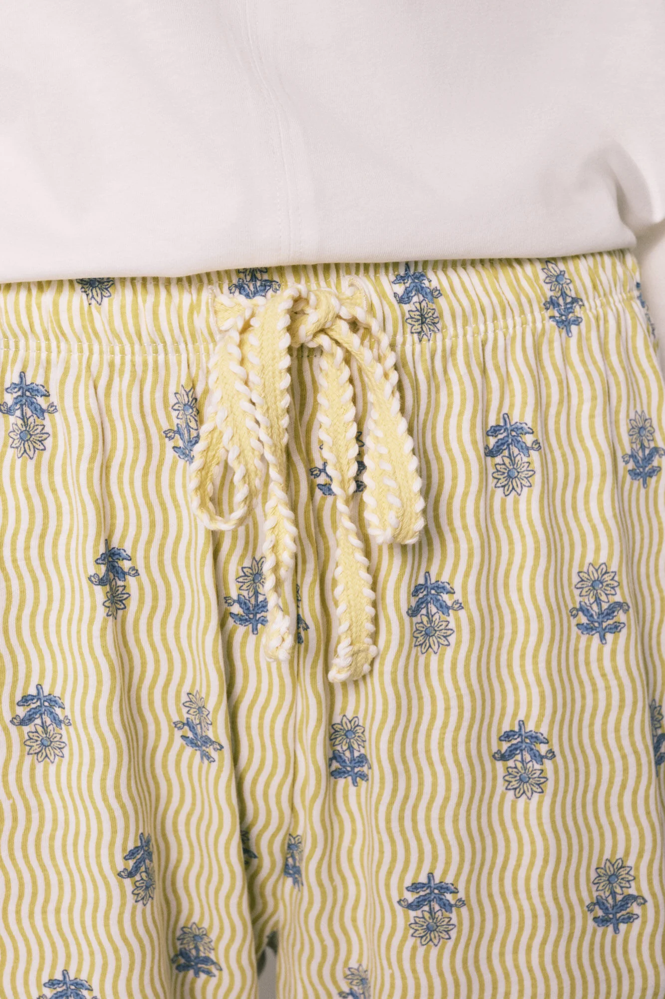 White cotton capri pyjamas - Image 4