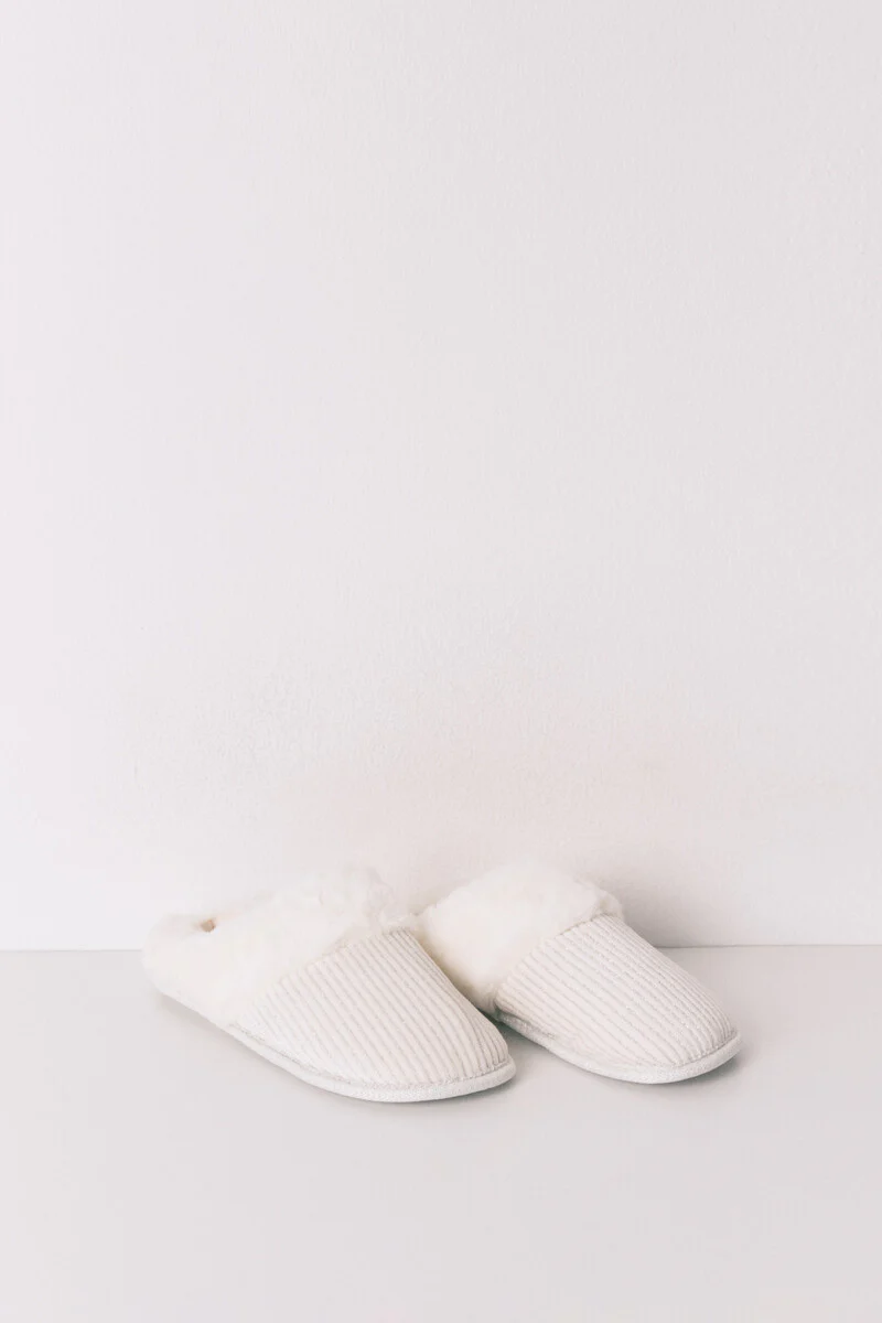 White lurex fur ribbed slippers - Image 4