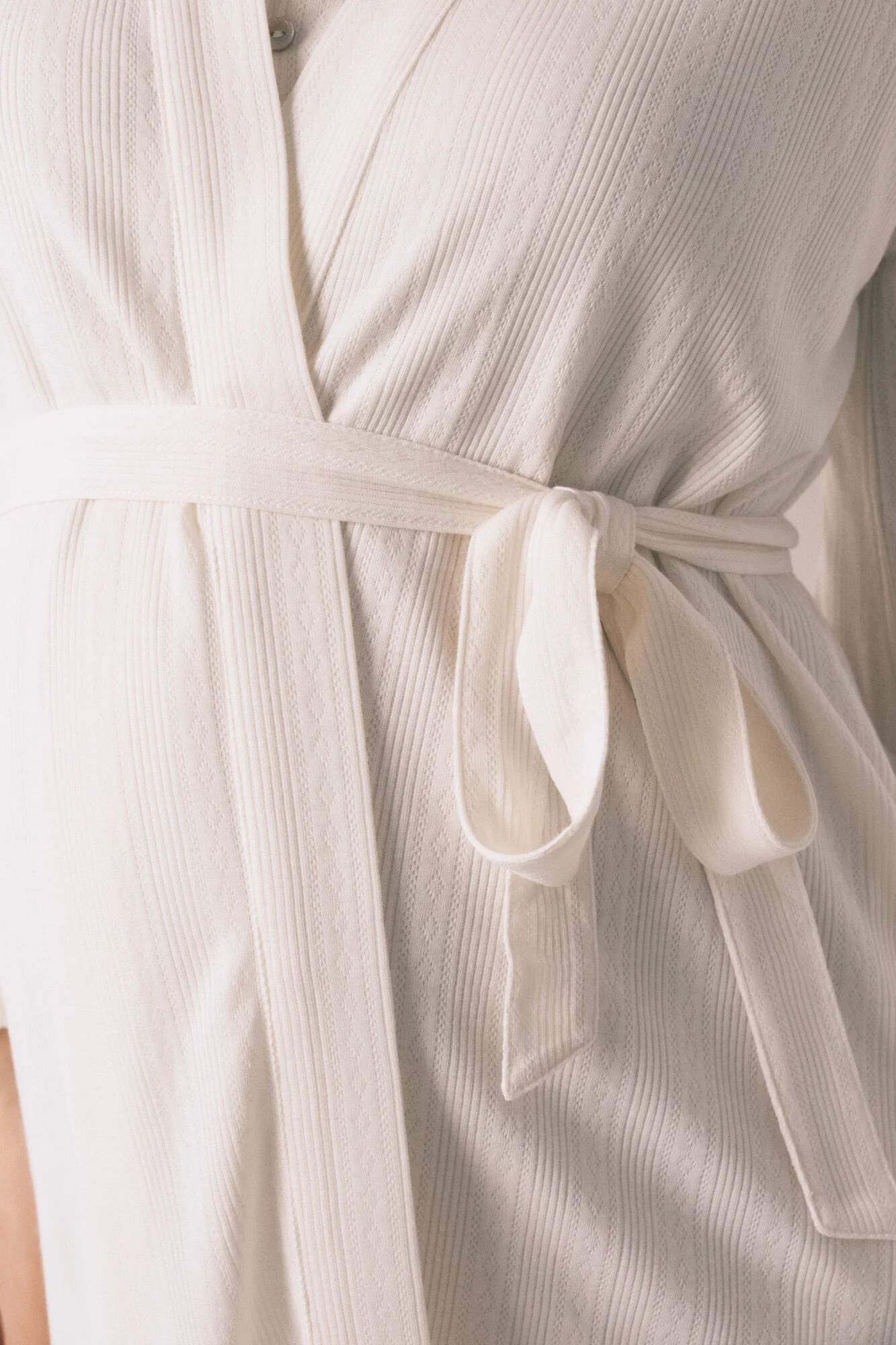 White maternity belted robe - Image 6