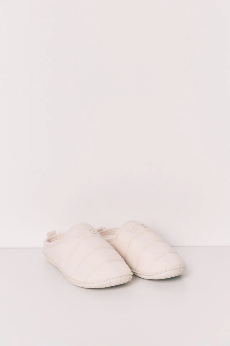 White puffer slippers - Image 3