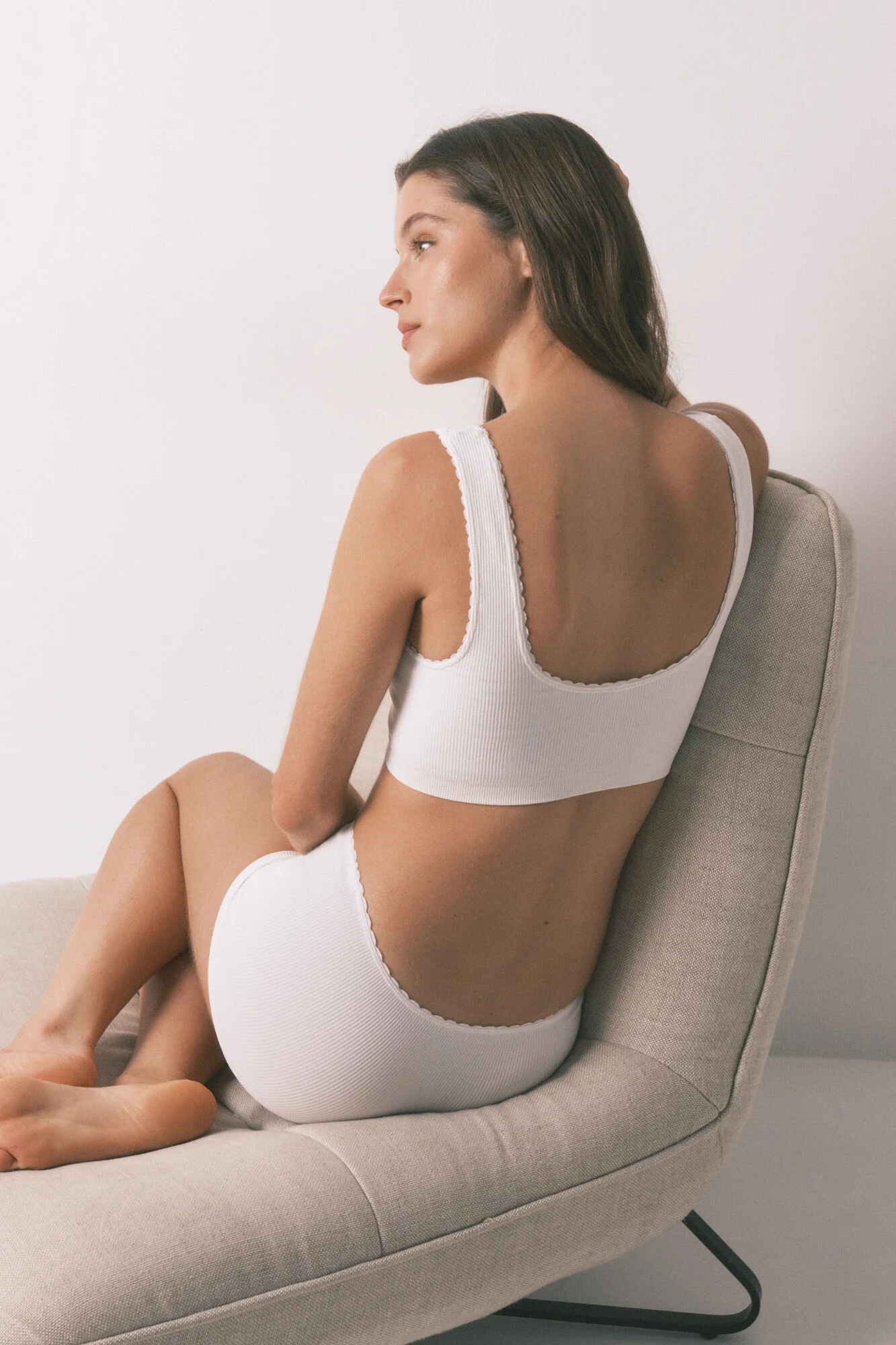 White seamless ribbed top - Image 4