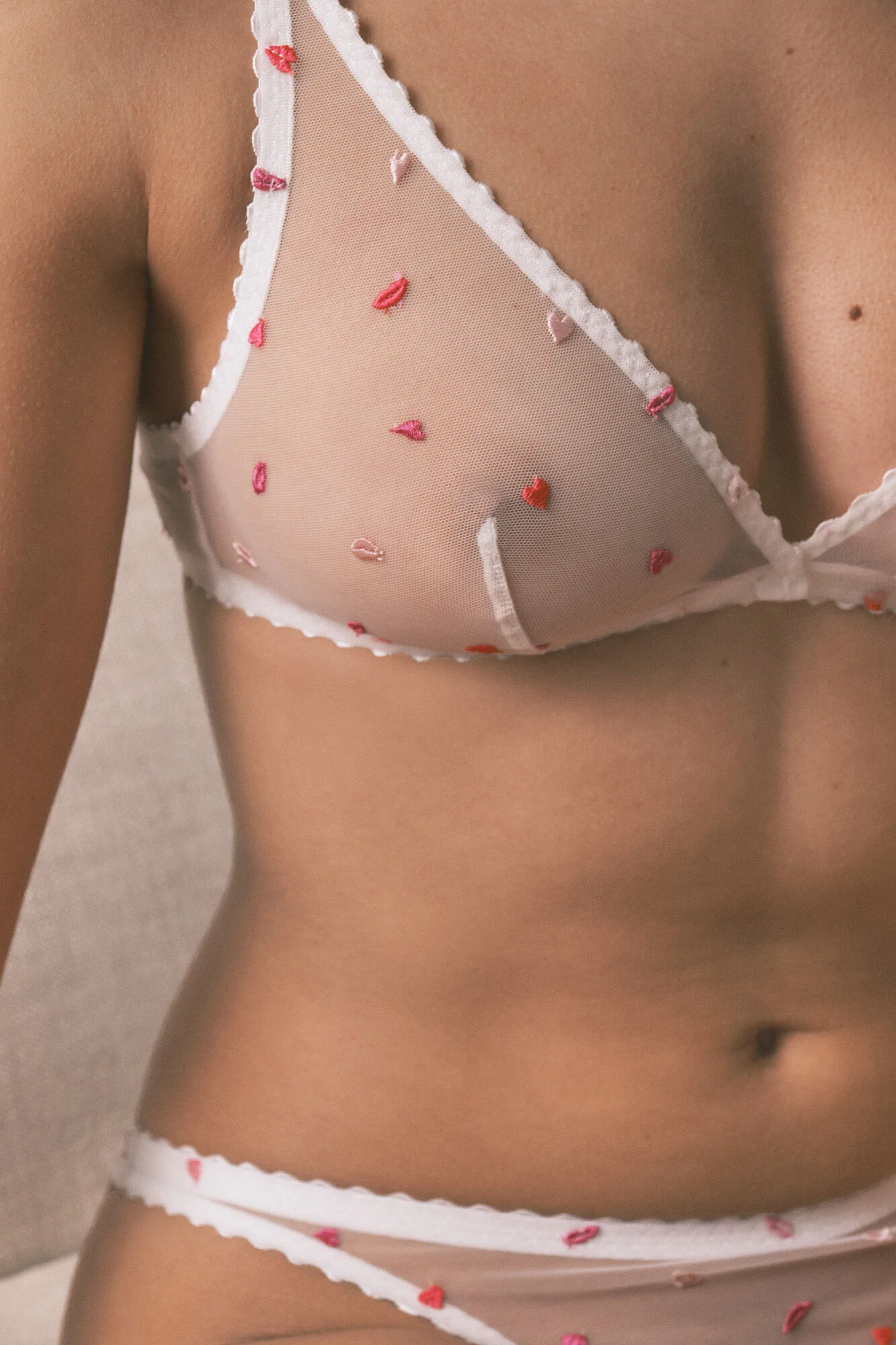 White tulle triangle halterneck bra FANTASTIC - Image 4