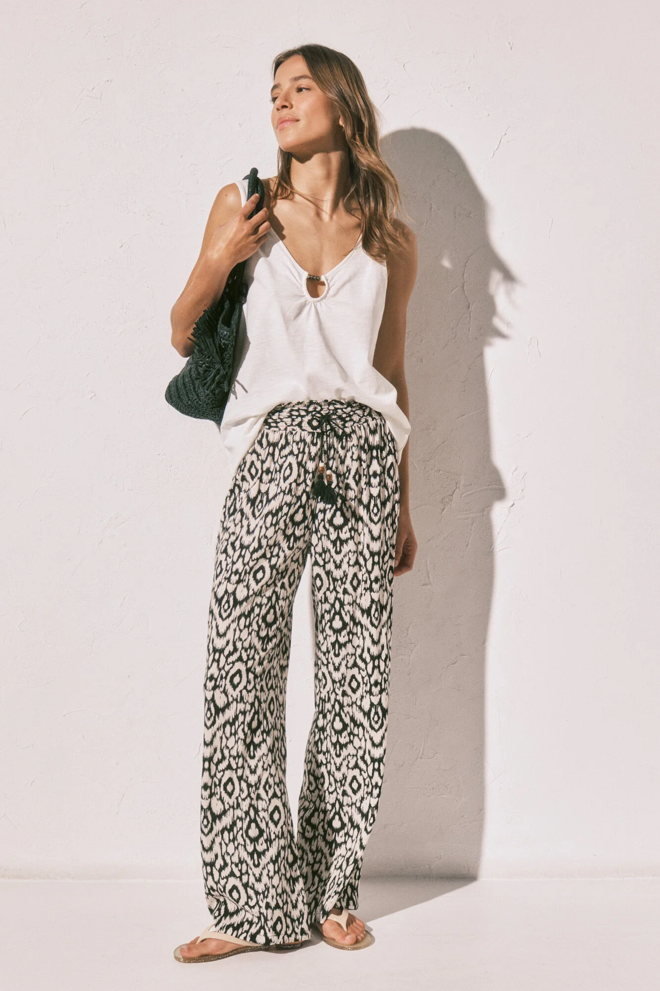 White wide strap vest top - Image 2