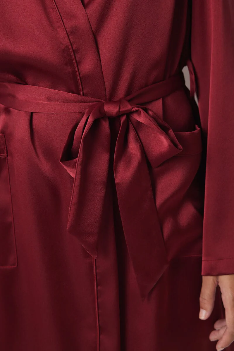 Burgundy midi satin robe - Image 4