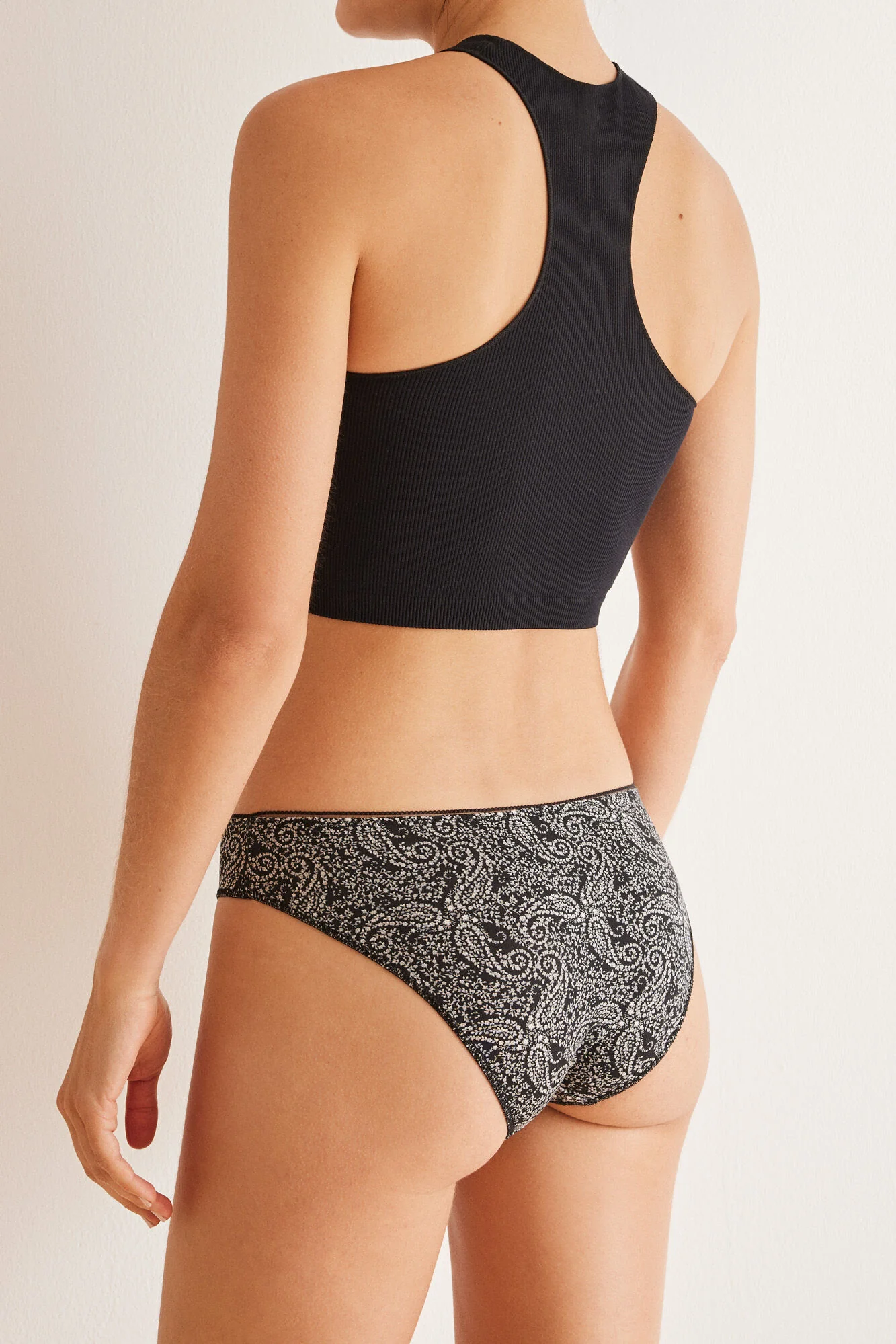 Classic cotton panties with b & w 7 - Image 4
