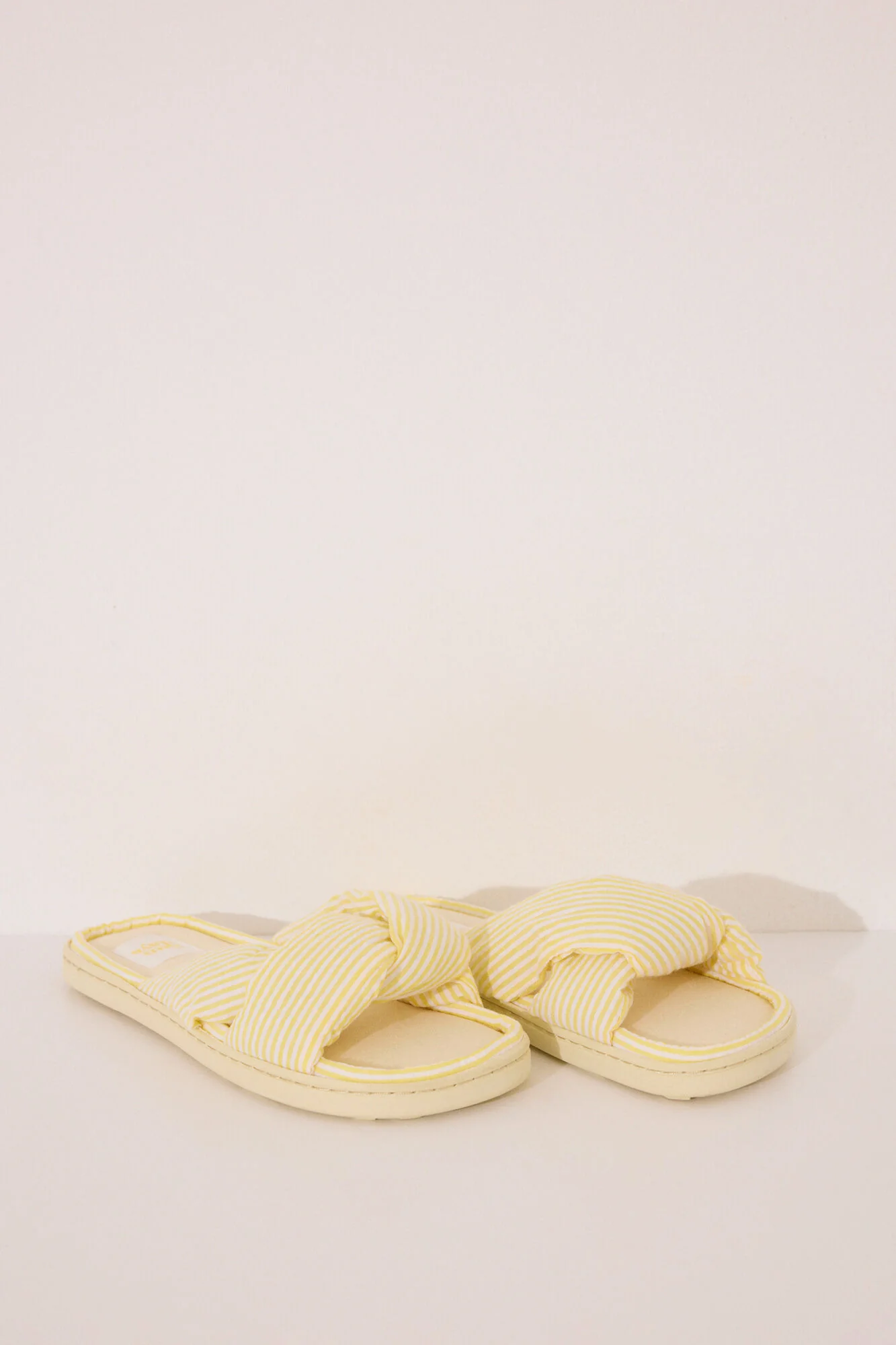 Yellow seersucker slippers - Image 5