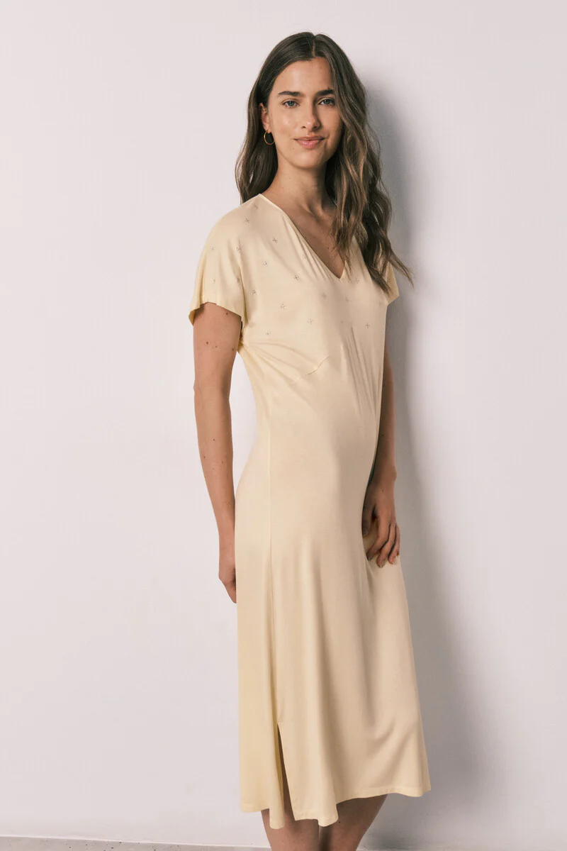 Yellow short nightgown